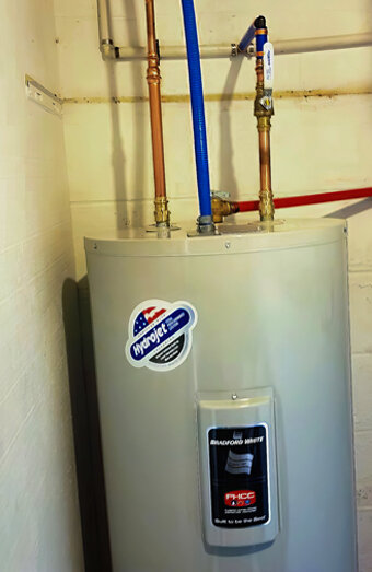 https://sinagrahotwater.com.au/uploads/2025/06/electric-hot-water-system-32554.jpg