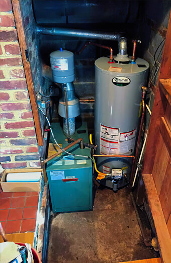 https://sinagrahotwater.com.au/uploads/2025/06/gas-hot-water-system-50310.jpg