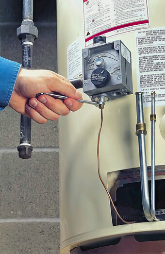 https://sinagrahotwater.com.au/uploads/2025/06/hot-water-servicing-22242.jpg