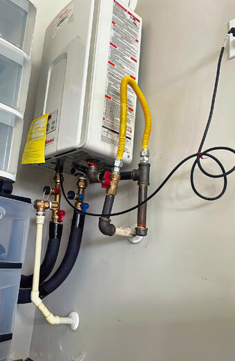 https://sinagrahotwater.com.au/uploads/2025/06/instant-hot-water-systems-65049.jpg