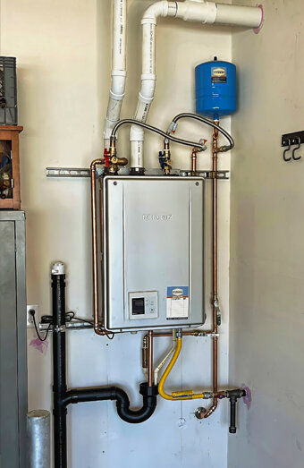 https://sinagrahotwater.com.au/uploads/2025/06/instant-hot-water-systems-98444.jpg