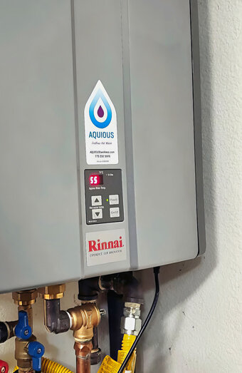 https://sinagrahotwater.com.au/uploads/2025/06/thermostatic-water-systems-97475.jpg